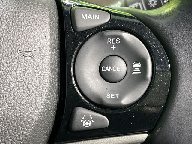 �y�A�_�v�e�B�u�N���[�Y�R���g���[���z�������H�ł̒��������s���y��!!�����ő��x��ۂN���[�Y�R���g���[�����A�Փˌy���V�X�e���ƘA�g���A�O���̎ԗ������m���ĎԊԂ�ۂ悤�ɑ��x���߂��Ă���܂�!!