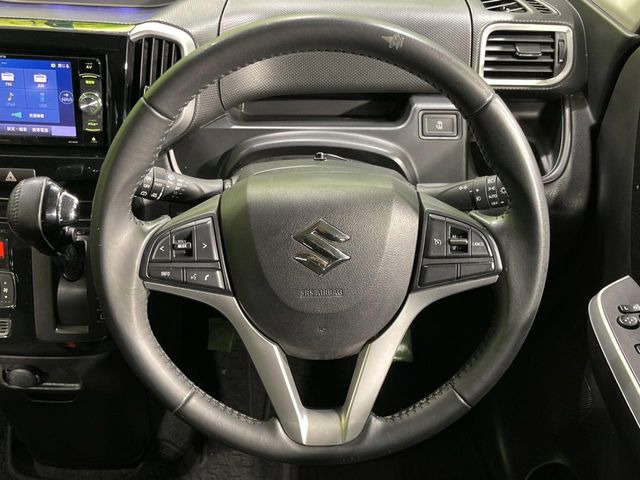 �y�����v�����X�e�A�����O�z�㎿�Ȋv���g�p���邱�ƂŁA��ɂ����������݂ƂĂ��^�]���₷���n���h���ł���