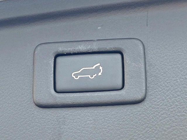 �y�p���[�o�b�N�h�A�z�X�}�[�g�L�[��^�]�Ȃ̃{�^�������������Ń��A�Q�[�g�������ŊJ���܂�!�ו��������Ă��鎞��A�����ʒu�ɂ���o�b�N�h�A��߂�ۂɕ֗��ȋ@�\�ł���