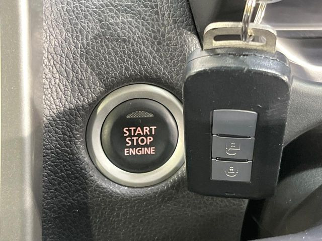 �y�C���e���W�F���g�L�[�z�J�o����|�P�b�g�ɓ��ꂽ�܂܂ł��h�A�̎{���E�������\�ȃX�}�[�g�L�[�𑕔��B�G���W���̃I���E�I�t�����J�M�����o���K�v����������Ƃ��Ă��֗��ł���