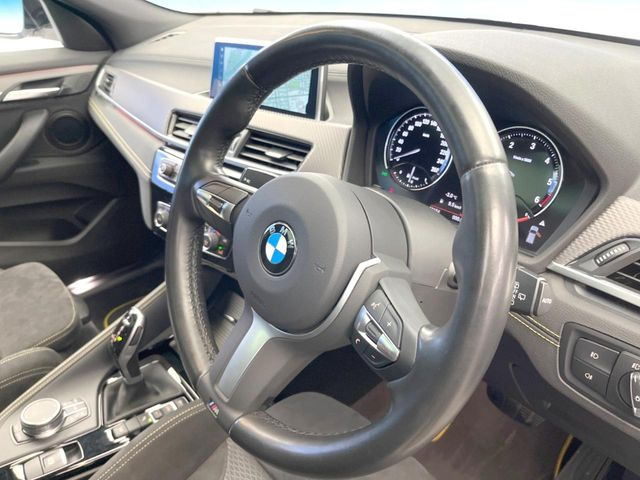 ���n���h�����̃X�������Ȃ��A���ꂢ�ȏ�Ԃ��ێ����Ă���܂��B�e�X�C�b�`���̓�����m�F�ς݂ł��B