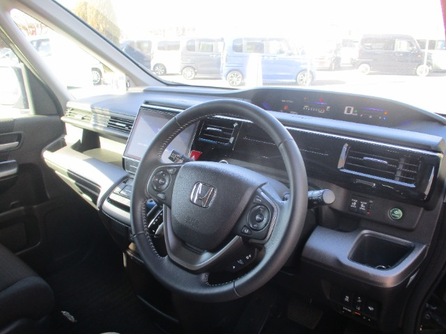 ステップワゴン1.5 スパーダ ホンダ センシング 4WD