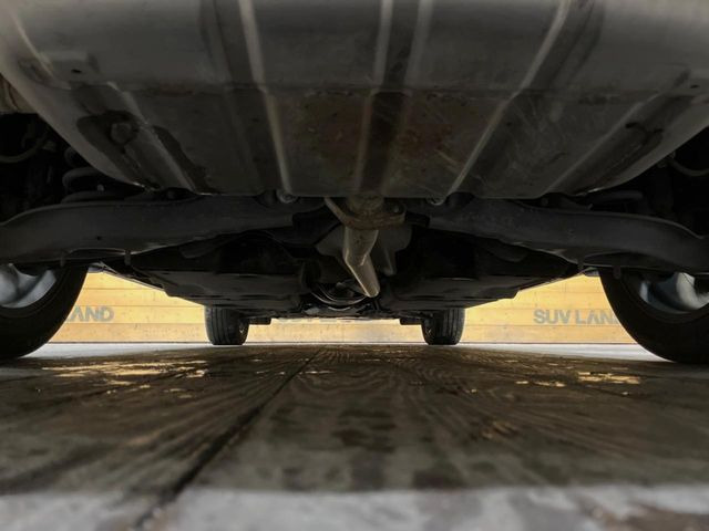 下回りがきれいなうちに、防錆加工の施工がオススメ。降雪地域はもちろん、沿岸部にお住いの方や、趣味でマリン・ウィンタースポーツをされる方にご好評いただいております。