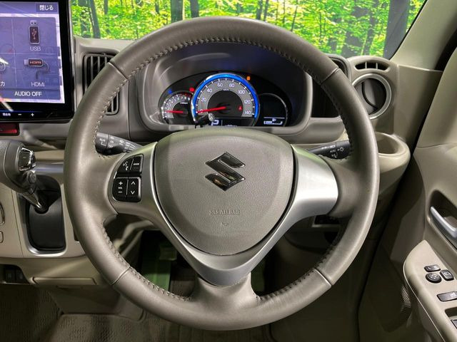 �y�����v�����X�e�A�����O�z�㎿�Ȋv���g�p���邱�ƂŁA��ɂ����������݂ƂĂ��^�]���₷���n���h���ł���