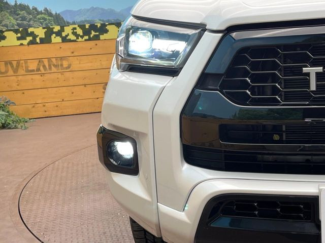 �yLED�w�b�h���C�g�z���V����ԑ��s�����ǍD�Ȏ��E���m�ۂ����S���ĉ^�]�ł��鍂�P�xLED�w�b�h���C�g�𑕔�!�_�����x�������A����d�͂��}�����Ă��܂��B