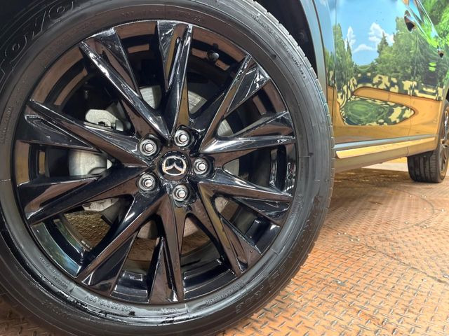 �y�����A���~�z�C�[���z�O�ςɃ}�b�`���������A���~�z�C�[���𑕒����Ă���܂��B�e��ЊO�A���~�z�C�[����A�X�^�b�h���X�^�C�����戵�����Ă���܂��B���񂲑��k����������