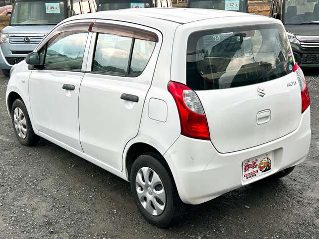 ���X�ł͌y�����Ԃ��畁�ʎԂ܂ŕ��L���I�[�����[�J�[�̎Ԏ�E�F�E�O���[�h��L�x�ɑ����Ă���܂��B