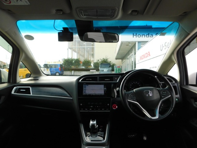 シャトル1.5 ハイブリッド Z ホンダセンシング