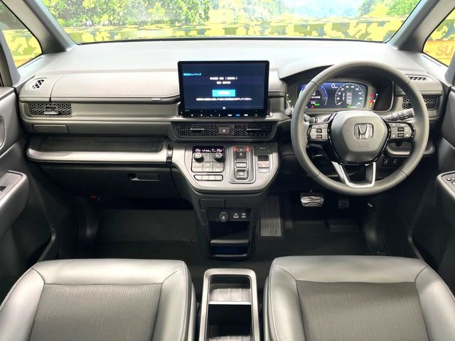 ステップワゴン2.0 e:HEV スパーダ