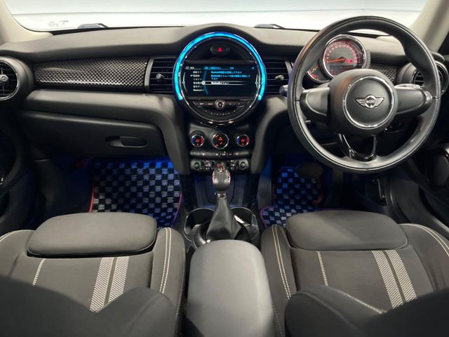 �A���ԃO���[�v���݌ɐ���2,000��!�S���̌n��X���烁�[�J�[�E�Ԏ��킸���Љ�o����̂ŁA���Ȃ��Ƀs�b�^���̂��Ԃ�������͂��ł���܂��͂��₢���킹��������