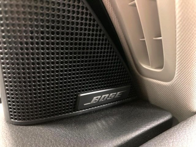 �yBOSE�T�E���h�V�X�e���t�������i�r�z�[���̃i�r�@�\�͂������A���x�ȃ`���[�j���O�\�͂����ڂ���Ă���A�������ȉ��y�����y���݂��������܂���