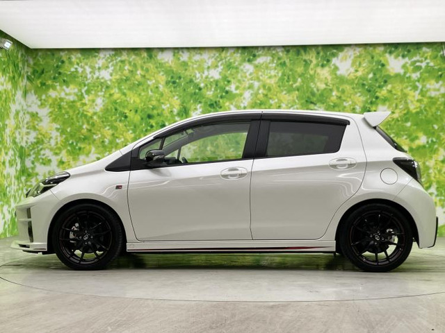 ヴィッツ1.5 GR スポーツ GR