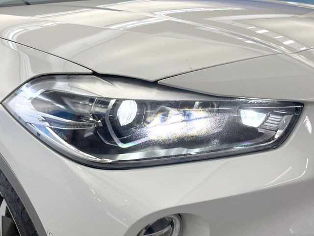 ��LED�w�b�h���C�g:��ԑ��s�����ǍD�Ȏ��E���m�ۂ����S���ĉ^�]�ł��鍂�P�xLED�w�b�h���C�g�𑕔�!�_�����x�������A����d�͂��}�����Ă��܂��B