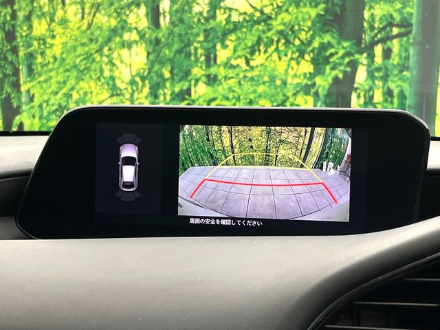 �y360&deg;�r���[���j�^�[�z��p�̃J�����ɂ��A�ォ�猩���낵���悤�Ȏ��_��360�x�N���}�̎��͂��m�F���邱�Ƃ��ł��܂������p�������m�F���₷���A�����ꏊ�ł̐؂�Ԃ��⒓�Ԃ��X���[�Y�ɍs���܂��B