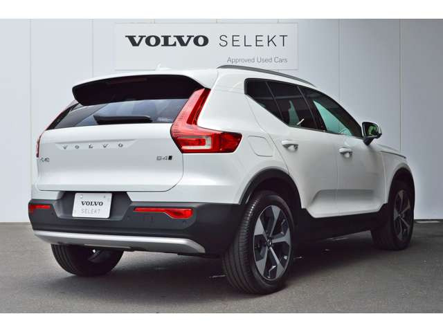 XC40ウルトラ B4 AWD 4WD