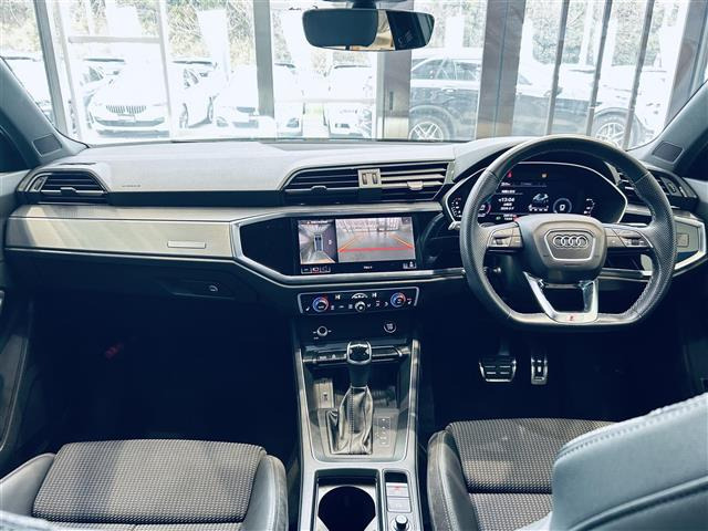 Q335 TFSI Sライン