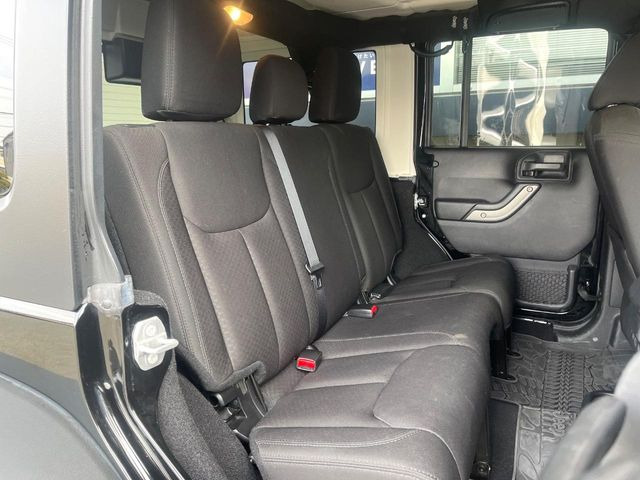 �����:��l����Ԃ��Ă��������������Ȃ��قǁA�������L�X���Ă���܂��B