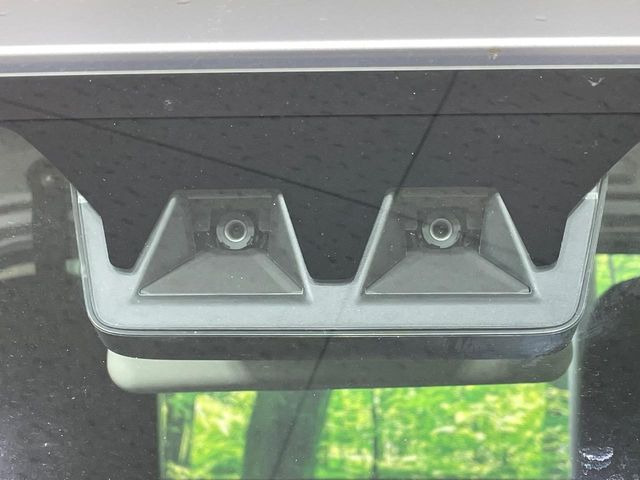 �y�X�}�[�g�A�V�X�g�z���s���ɑO���̎ԗ�����F�����A�Փ˂������Ȏ��͌x��ƃu���[�L�ŏՓˉ���Ɣ�Q�y�����A�V�X�g�B�����S�Ƀh���C�u�����y���݂��������܂��B