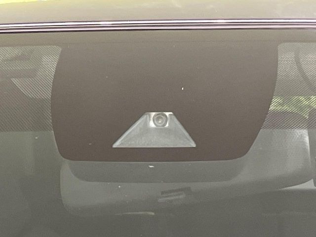 �y�g���^�Z�[�t�e�B�Z���X�z���s���ɑO���̎ԗ�����F�����A�Փ˂������Ȏ��͌x��ƃu���[�L�ŏՓˉ���Ɣ�Q�y�����A�V�X�g�B�����S�Ƀh���C�u�����y���݂��������܂��B