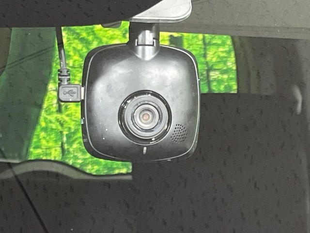 �y�h���C�u���R�[�_�[�z�h���C�u���R�[�_�[����!���s���͂������A������^�]�⎖�̂ɑ��������ہA�f���ŋL�^���A����̃��X�N�ɔ����܂��B���L�^�pSD�J�[�h�͂��q�l�����g�ł��������������K�v������܂��B