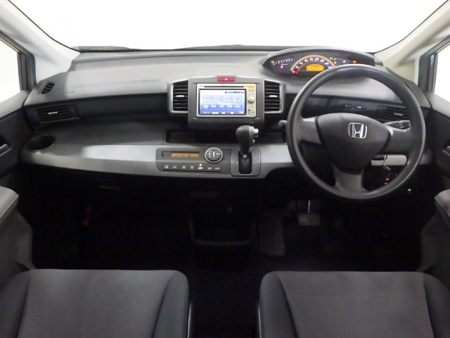 フリード1.5 G ジャストセレクション