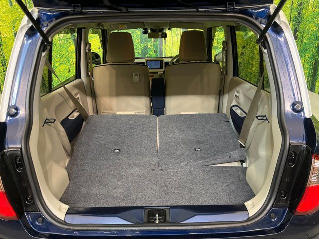 ���i�̂���������ʋ΁A���}���ɏ\���ȉ׎��X�y�[�X���m�ۂ��Ă���܂��B�Z�J���h�V�[�g��|���ƁA�傫�ȉו��̐ύڂ��\�ł���