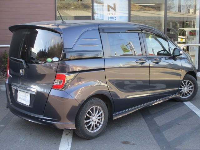 フリードスパイク1.5 G エアロ