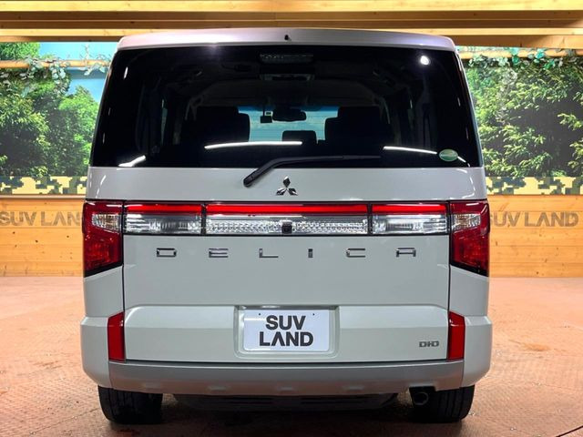 安心の最長10年・走行無制限保証(有償)をご用意。保証内容も充実はもちろん、無料点検&オイル交換や、年中無休の全国・24時間ロードサービスも付帯されておりますのでご安心下さい。