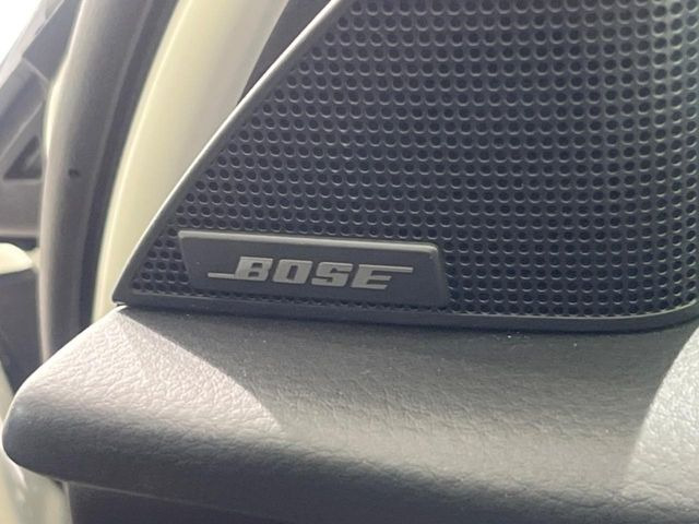 �yBOSE�T�E���h�V�X�e���t�������i�r�z�[���̃i�r�@�\�͂������A���x�ȃ`���[�j���O�\�͂����ڂ���Ă���A�������ȉ��y�����y���݂��������܂���