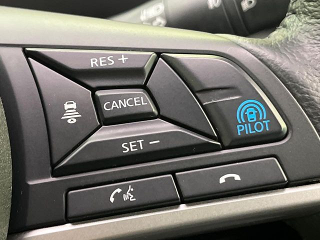 �y�v���p�C���b�g�z�������H�ł̒��������s���y��!!�a�؎��Ə��񑖍s�̃V�[���ŁA�A�N�Z���E�u���[�L�E�X�e�A�����O�������Ő��䂵�A�������^�]�̕��S���y�����Ă���܂���