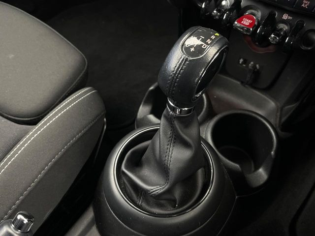 ��MT���[�h�t��AT:�ʏ�͎����ł����Ȃ���ϑ�(�M�A�`�F���W)���h���C�o�[�̑���ɂ���ĈӐ}�I�ɕς�����V�X�e���ł��B����w���i�̃h���C�u�����y���݂��������܂�!