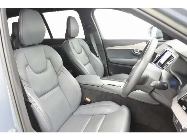 XC90B6 AWD インスクリプション 4WD