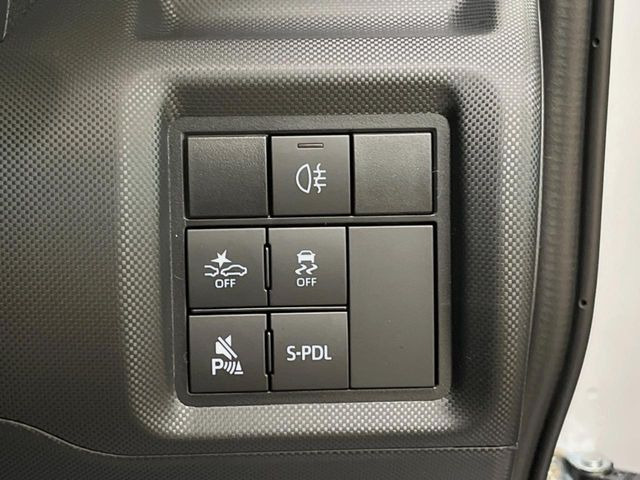 �y�X�}�[�g�A�V�X�g�z���s���ɑO���̎ԗ�����F�����A�Փ˂������Ȏ��͌x��ƃu���[�L�ŏՓˉ���Ɣ�Q�y�����A�V�X�g�B�����S�Ƀh���C�u�����y���݂��������܂��B