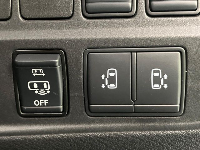 �y�����p���[�X���C�h�h�A�z�X�}�[�g�L�[��^�]�Ȃ̃X�C�b�`�Ō�ȗ����X���C�h�h�A�̊J���\���d��������͂����ăh�A���J����K�v�������A�����Ȃ��q�l�ł��ȒP�ɊJ���߂ł����K�ł���