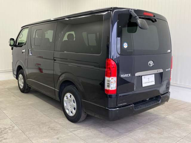 ハイエースバン