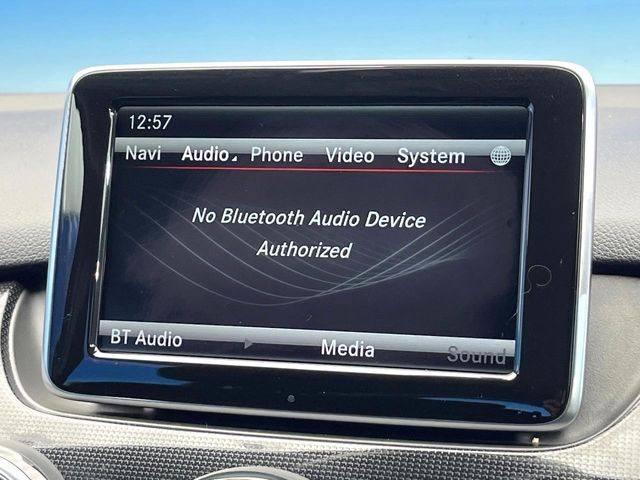 ��Bluetooth:���莝���̃X�}�[�g�t�H���ȂǂƐڑ����A�n���Y�t���[�ʘb��Տꊴ����~���[�W�b�N�Đ������y���݂��������܂��B�����ڑ��ł��̂Ŕς킵��������܂����