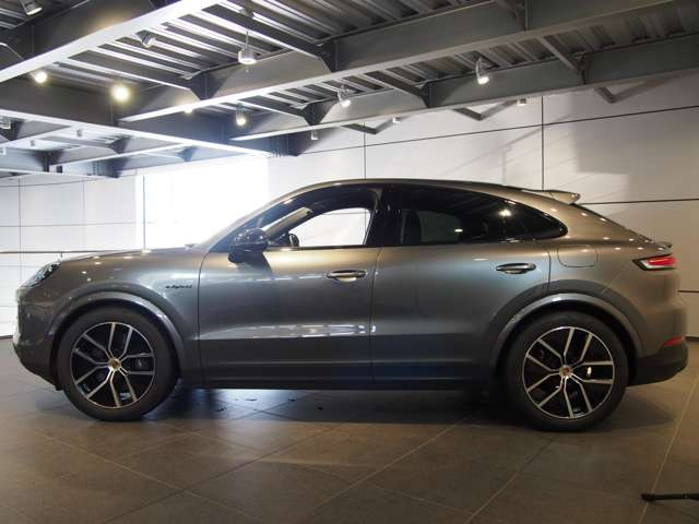 カイエンクーペEハイブリッド ティプトロニックS 4WD