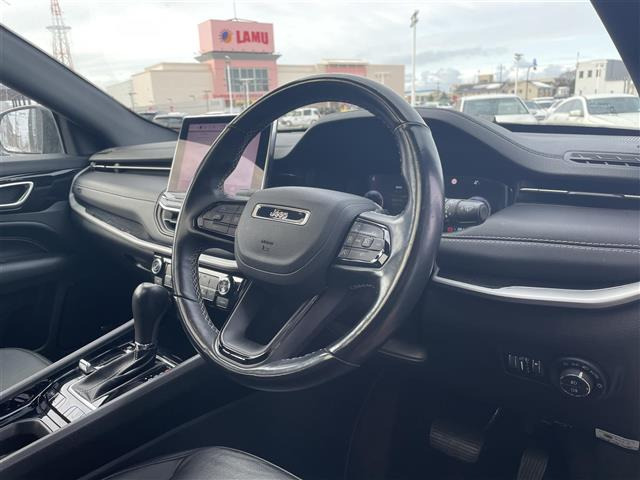 コンパス80thアニバーサリー エディション 4WD