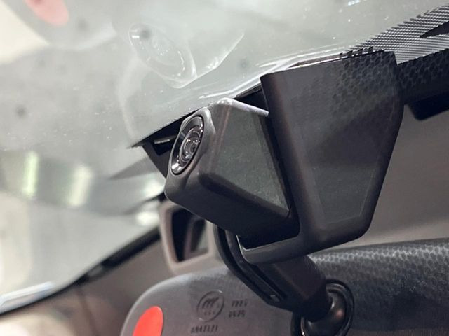 �y�h���C�u���R�[�_�[�z���S�E���S�ȃJ�[���C�t�ɕK�{�̃h���C�u���R�[�_�[�𑕔�!���s���͂������A������^�]�⎖�̂ɑ��������ۂ̏󋵂��f���ŋL�^���A����̃��X�N�ɔ����܂��B