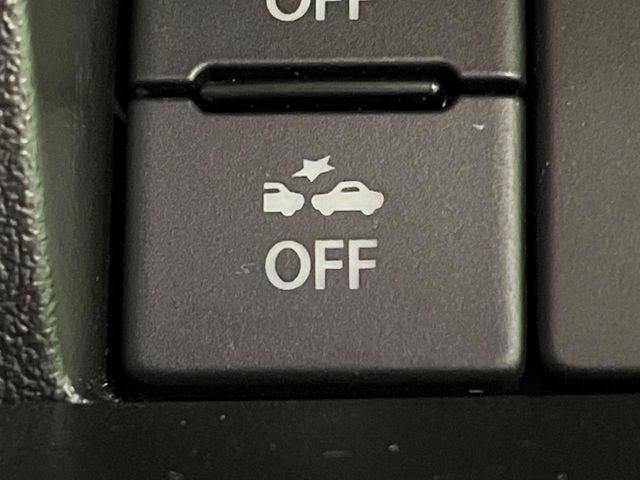 �y�X�Y�L �Z�[�t�e�B�T�|�[�g�z���s���ɑO���̎ԗ�����F�����A�Փ˂������Ȏ��͌x��ƃu���[�L�ŏՓˉ���Ɣ�Q�y�����A�V�X�g�B�����S�Ƀh���C�u�����y���݂��������܂��B