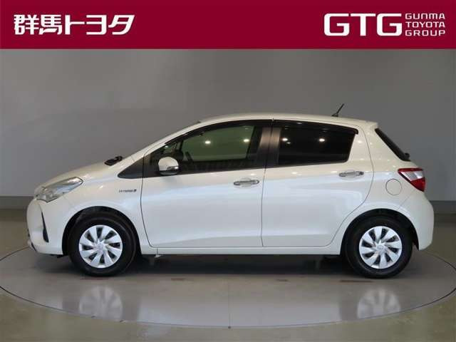 ヴィッツ1.5 ハイブリッド F セーフティ エディションII