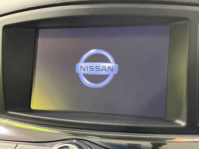 �y���[�J�[�����i�r�z�C���e���A�ɗn�����ރX�^�C���b�V���ȁu��p�݌v�v���[�J�[�i�r�𑕔��􎋔F���⑀�쐫�ȂǊ�{���\�ɂ��D��A���㎿�ȃJ�[���C�t�����y���݂��������܂��B