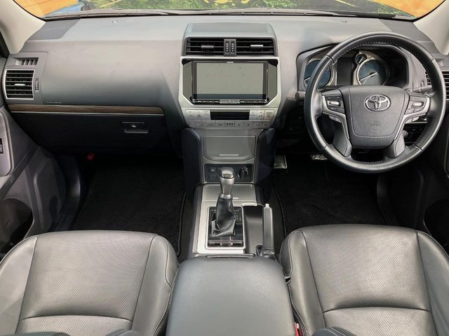 グループ総在庫数約30,000台!!全国の系列店からメーカー・車種問わずご紹介出来るので、あなたにピッタリのお車が見つかるはずです♪まずはお問い合わせ下さい☆