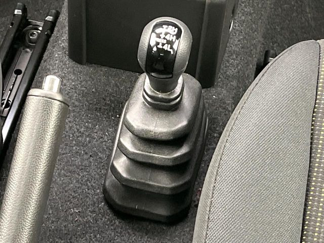 �y�g�����X�t�@�[�z�I�t���[�h��ᓹ�ɓ����������[�h�ւ̐؂�ւ����\�B�������j�����������A�I�����[�h�ȊO�ł����􂵂Ă���܂���