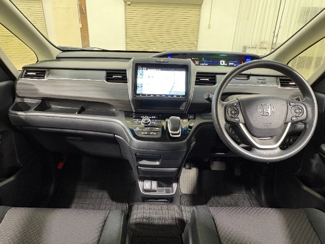 フリード1.5 ハイブリッド G