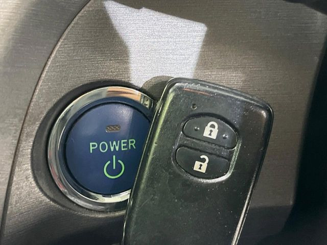 �y�X�}�[�g�L�[�z�J�o����|�P�b�g�ɓ��ꂽ�܂܂ł��h�A�̎{���E�������\�ȃX�}�[�g�L�[�𑕔��B�G���W���̃I���E�I�t�����J�M�����o���K�v����������Ƃ��Ă��֗��ł���