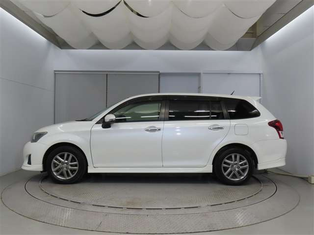 カローラフィールダー1.5 G エアロツアラー W×B