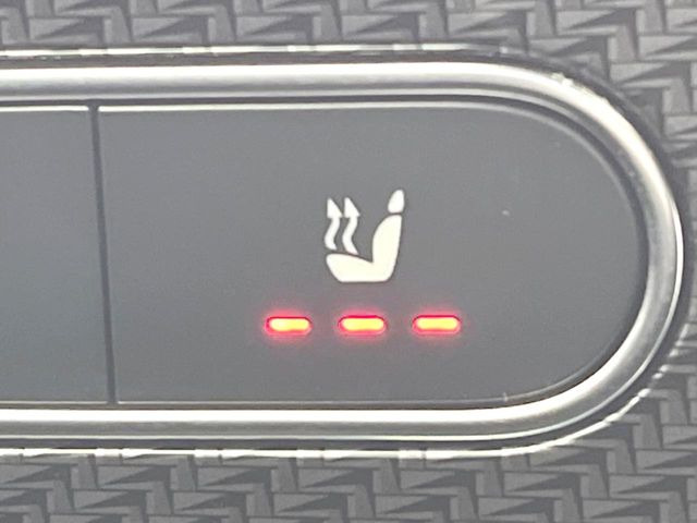 ���t�����g�V�[�g�q�[�e�B���O:�^�]�ȁE����ȋ��ɎO�i�K�Œ��߂��\�ȃV�[�g�q�[�^�[�𑕔����Ă���܂��B�G�߂��킸���K�ɂ��g�p���������܂��B