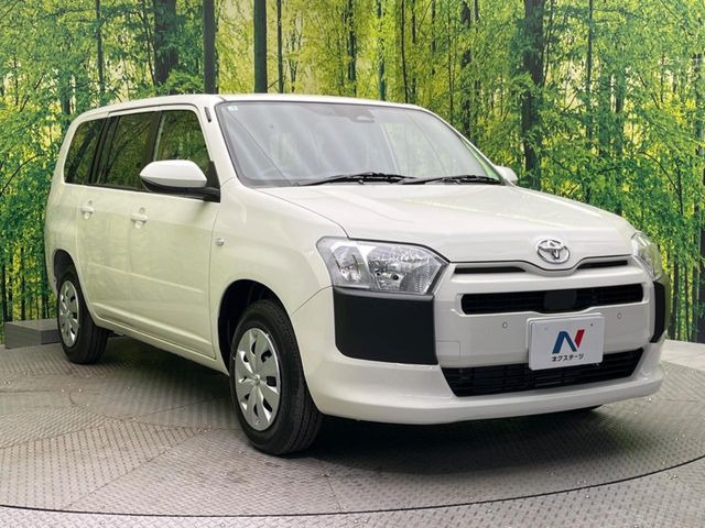 高透明度のガラス皮膜で撥水はもちろん、上質なツヤ・光沢を実現。紫外線や酸性雨から大切な愛車を保護し、色あせ・劣化を防止。「弾スプラッシュコート」、「弾プリミッサコート」からお選びいただけます。