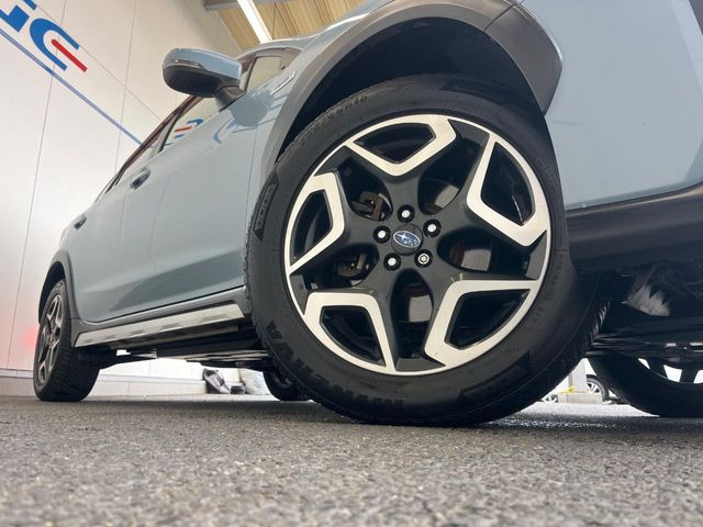 �y����18�C���`�A���~�z�C�[���z�O�ςɃ}�b�`���������A���~�z�C�[���𑕒����Ă���܂��B�e��ЊO�A���~�z�C�[����A�X�^�b�h���X�^�C�����戵�����Ă���܂��B���񂲑��k����������